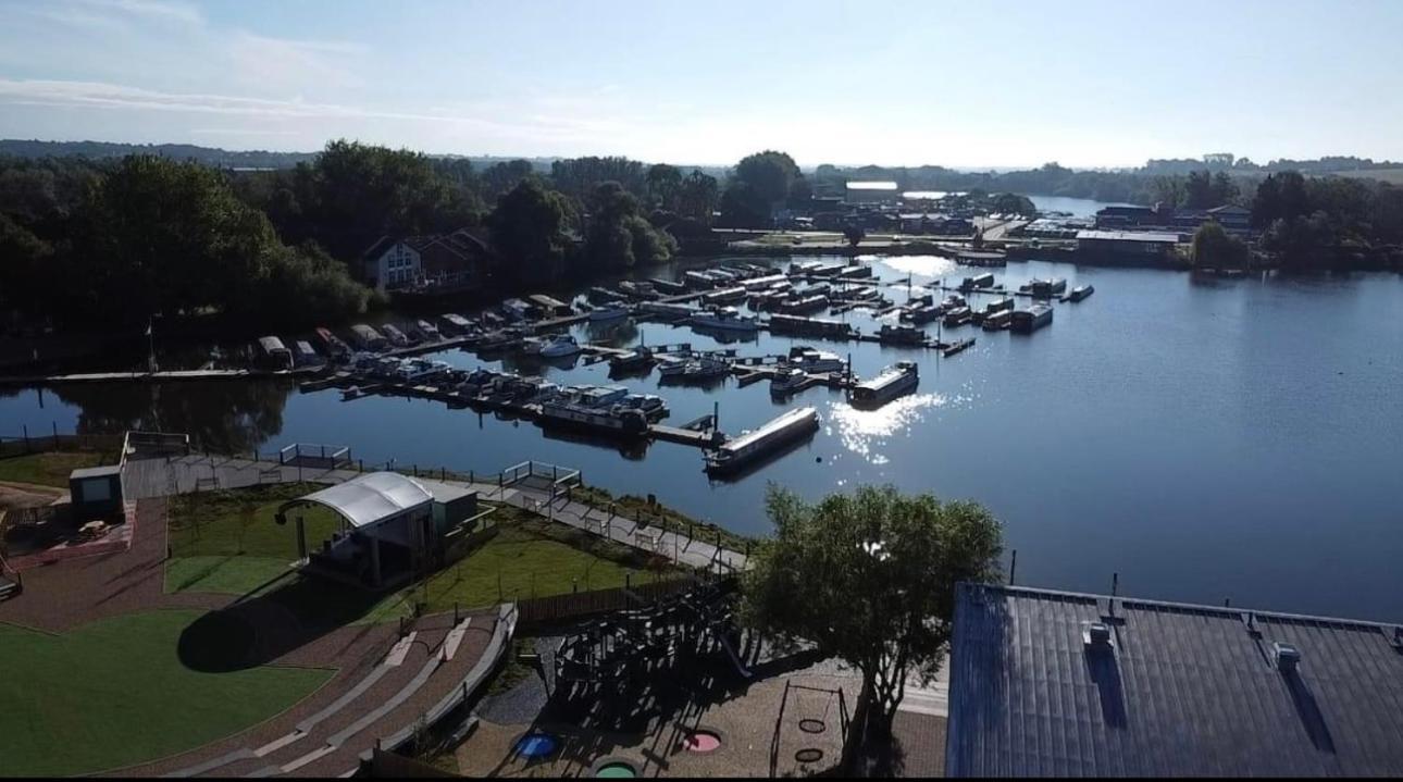 Billing Aquadrome Luxury Static Caravan Northampton Bagian luar foto